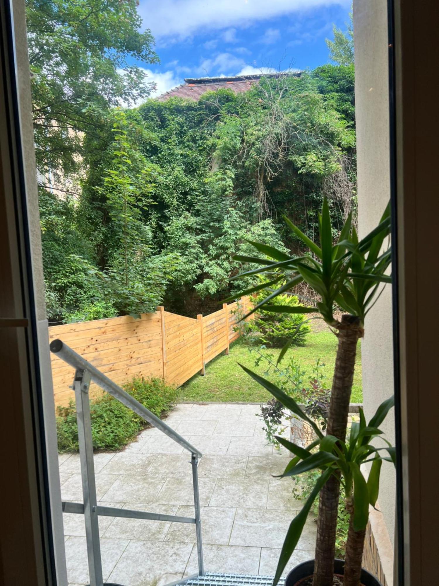 Soul-Apartment Terrasse Privat-Parkplatz Boxspringbett 55Zoll Tv Wlan Лейпциг Екстер'єр фото